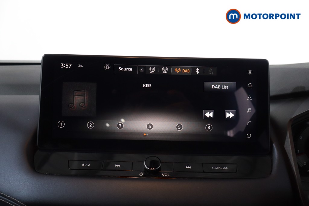 Nissan Qashqai Tekna Manual Petrol SUV - Stock Number (1574252) - 16th supplementary image