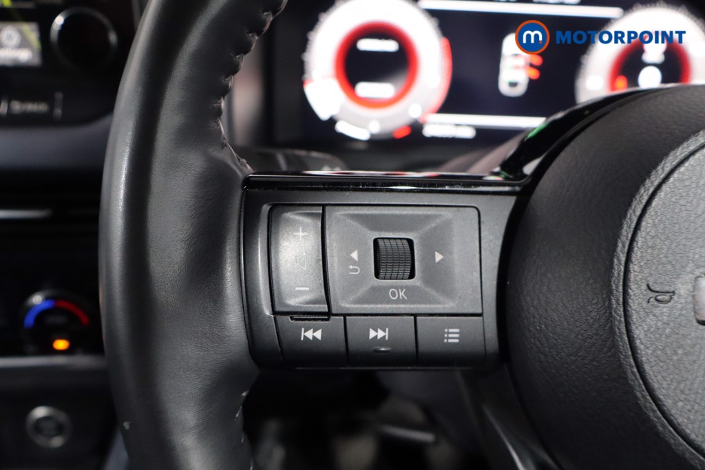 Nissan Qashqai Tekna Manual Petrol SUV - Stock Number (1576297) - 7th supplementary image