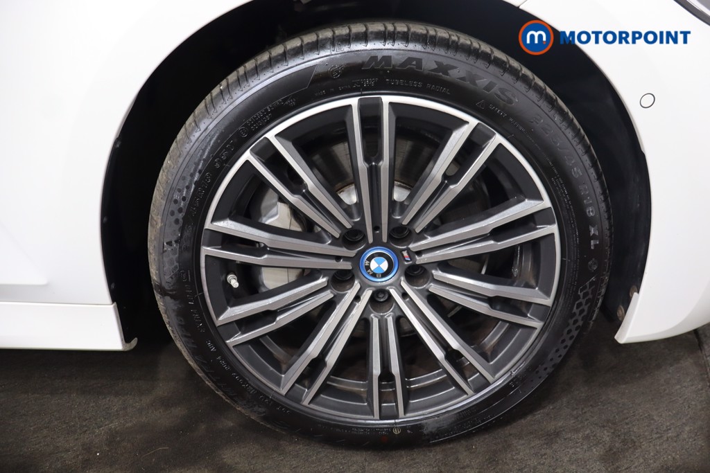 BMW 3 Series M Sport Automatic Petrol Plug-In Hybrid Saloon - Stock Number (1576592) - 27th supplementary image