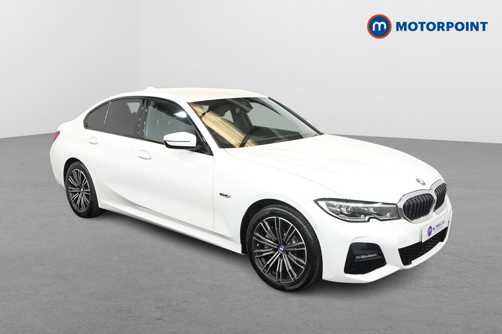 BMW 3 Series M Sport Automatic Petrol Plug-In Hybrid Saloon - Stock Number (1576592) - Drivers side front corner