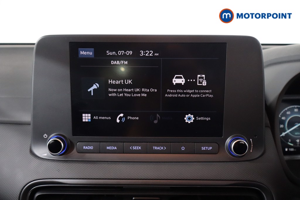 Hyundai Kona Se Connect Manual Petrol-Electric Hybrid SUV - Stock Number (1577948) - 2nd supplementary image
