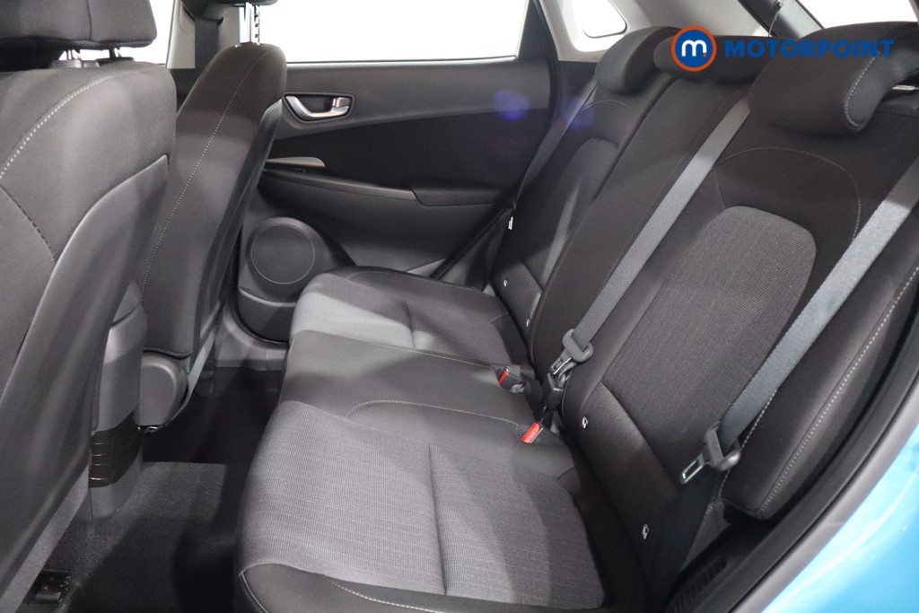 Hyundai Kona Se Connect Manual Petrol-Electric Hybrid SUV - Stock Number (1577948) - 5th supplementary image