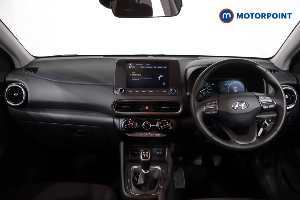 Hyundai Kona Se Connect Manual Petrol-Electric Hybrid SUV - Stock Number (1577948) - 1st supplementary image