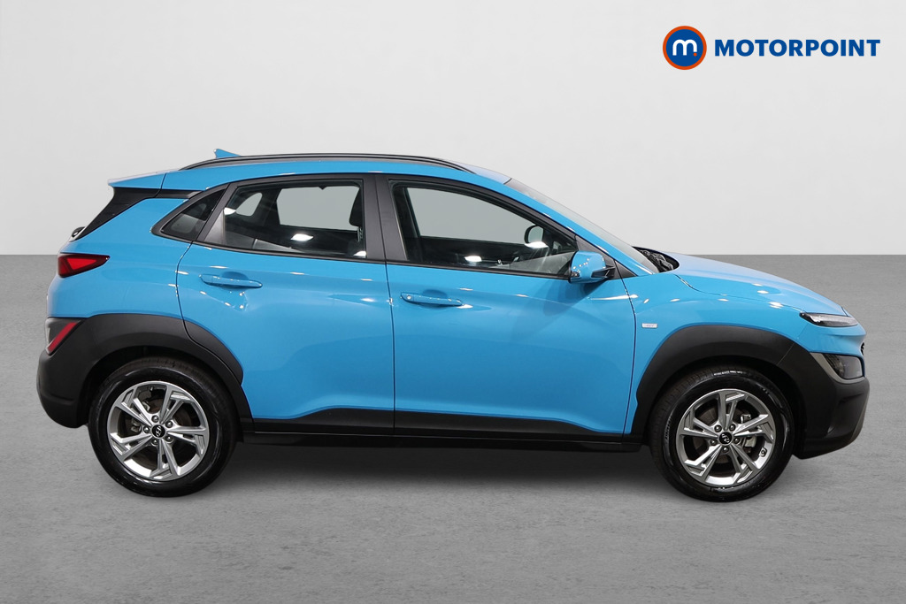 Hyundai Kona Se Connect Manual Petrol-Electric Hybrid SUV - Stock Number (1577948) - Drivers side