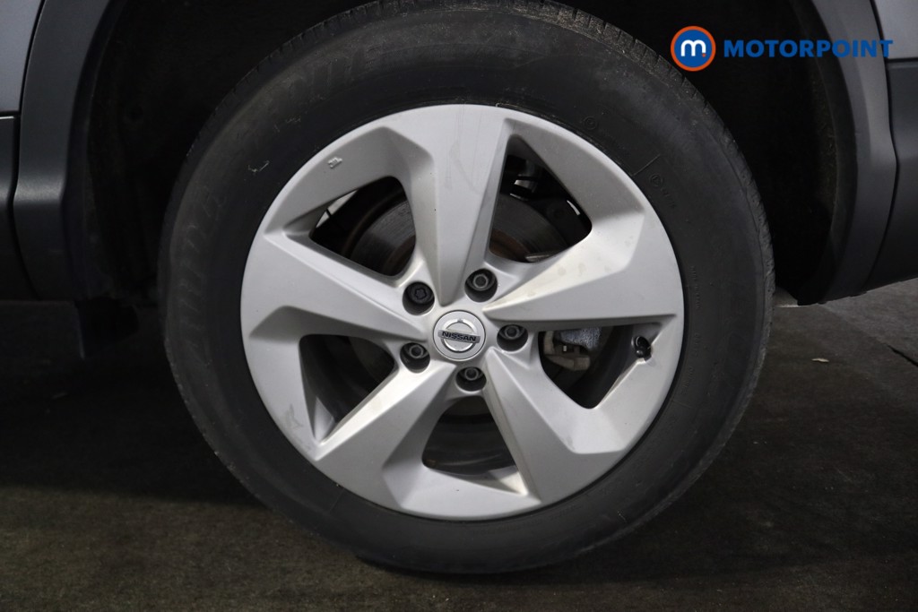 Nissan Qashqai Acenta Premium Manual Petrol SUV - Stock Number (1559430) - 16th supplementary image