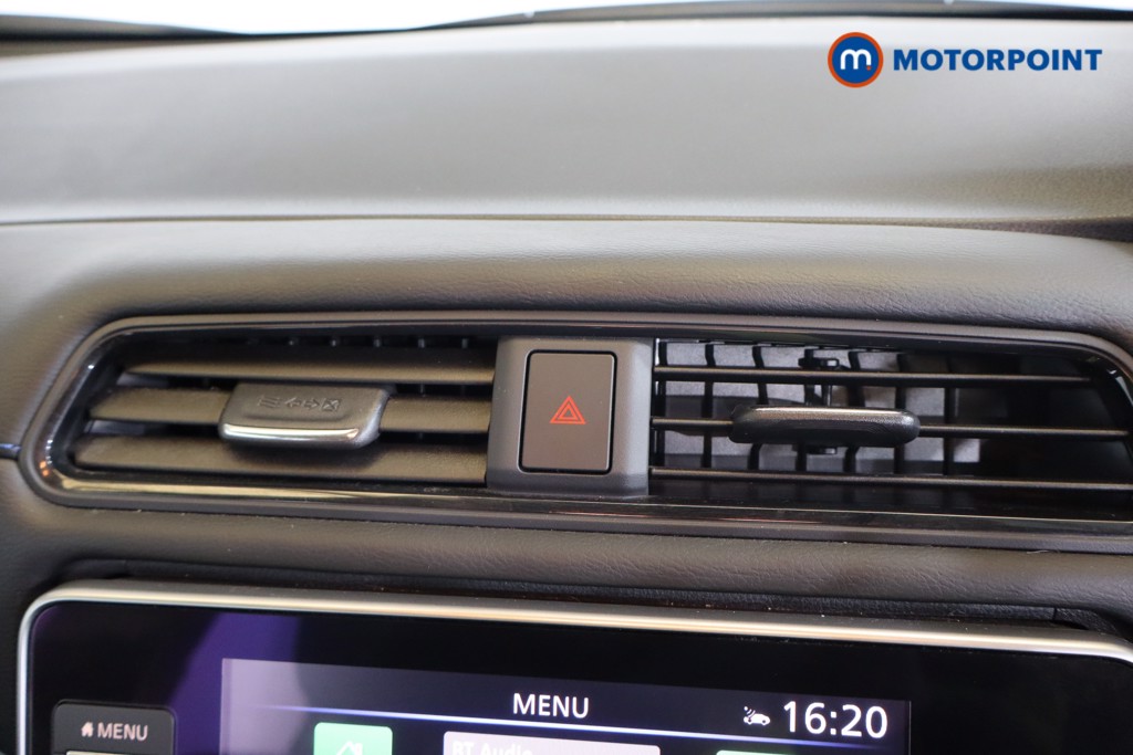 Nissan Leaf Tekna Automatic Electric Hatchback - Stock Number (1561114) - 4th supplementary image