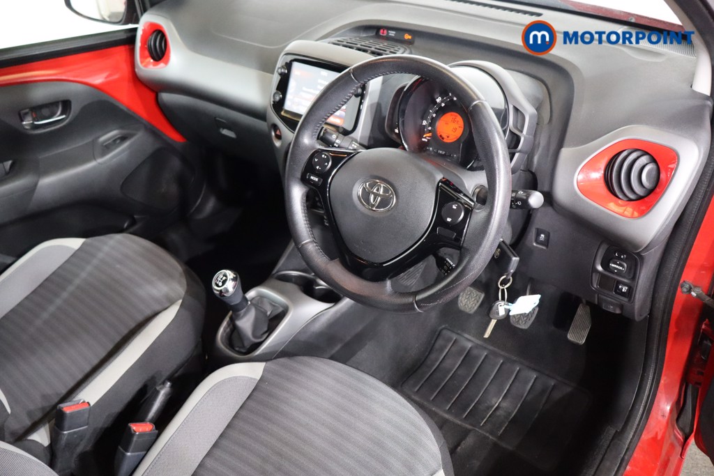 Toyota Aygo X-Play Manual Petrol Hatchback - Stock Number (1562682) - 1st supplementary image