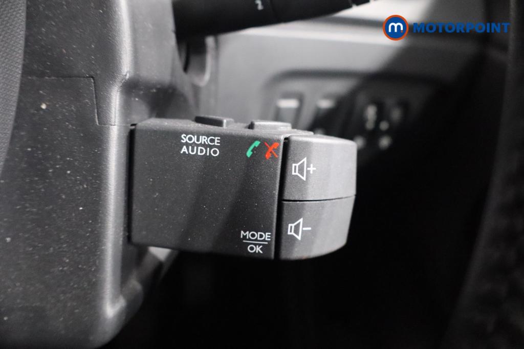 Renault Captur Dynamique Medianav Manual Diesel SUV - Stock Number (1565485) - 10th supplementary image