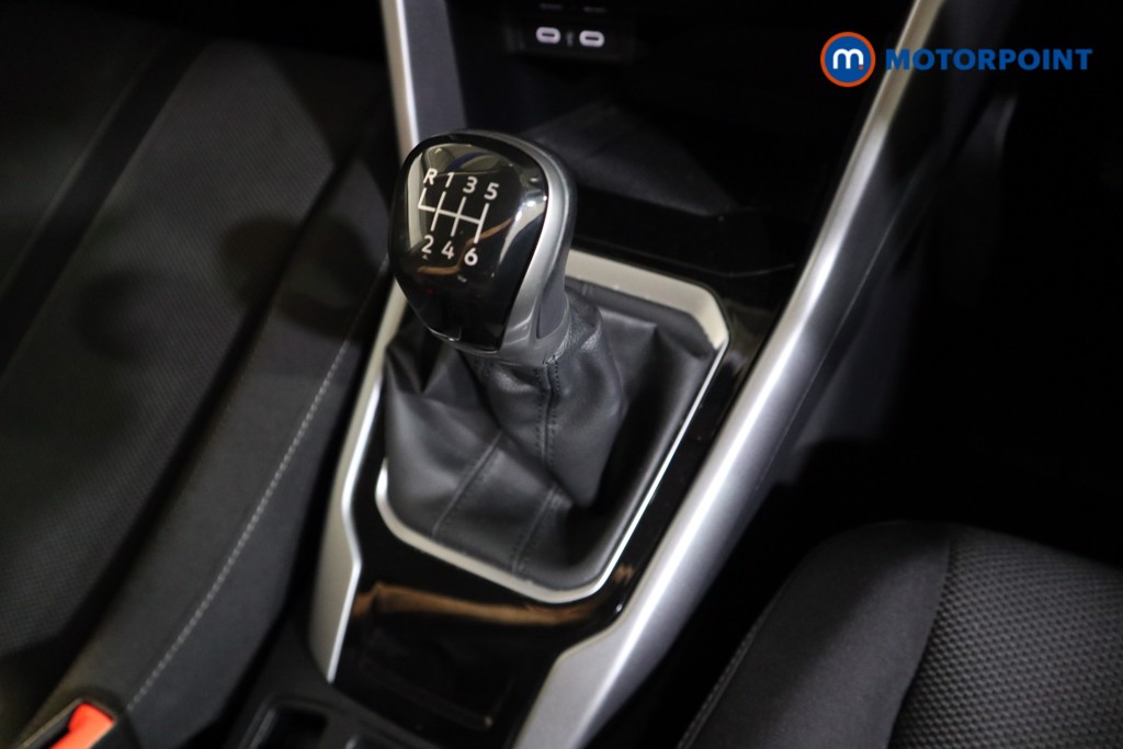 Volkswagen T-Roc Life Manual Petrol SUV - Stock Number (1566505) - 8th supplementary image