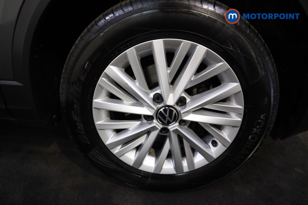 Volkswagen T-Roc Life Manual Petrol SUV - Stock Number (1566505) - 16th supplementary image