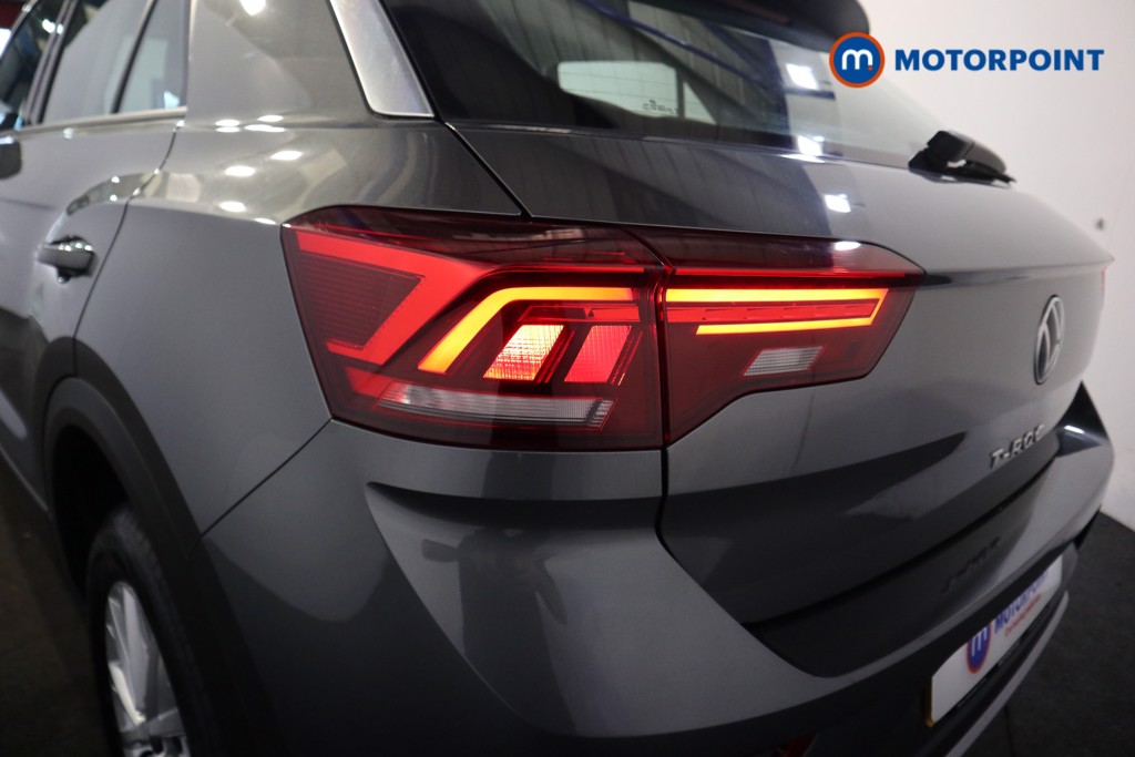 Volkswagen T-Roc Life Manual Petrol SUV - Stock Number (1566505) - 20th supplementary image