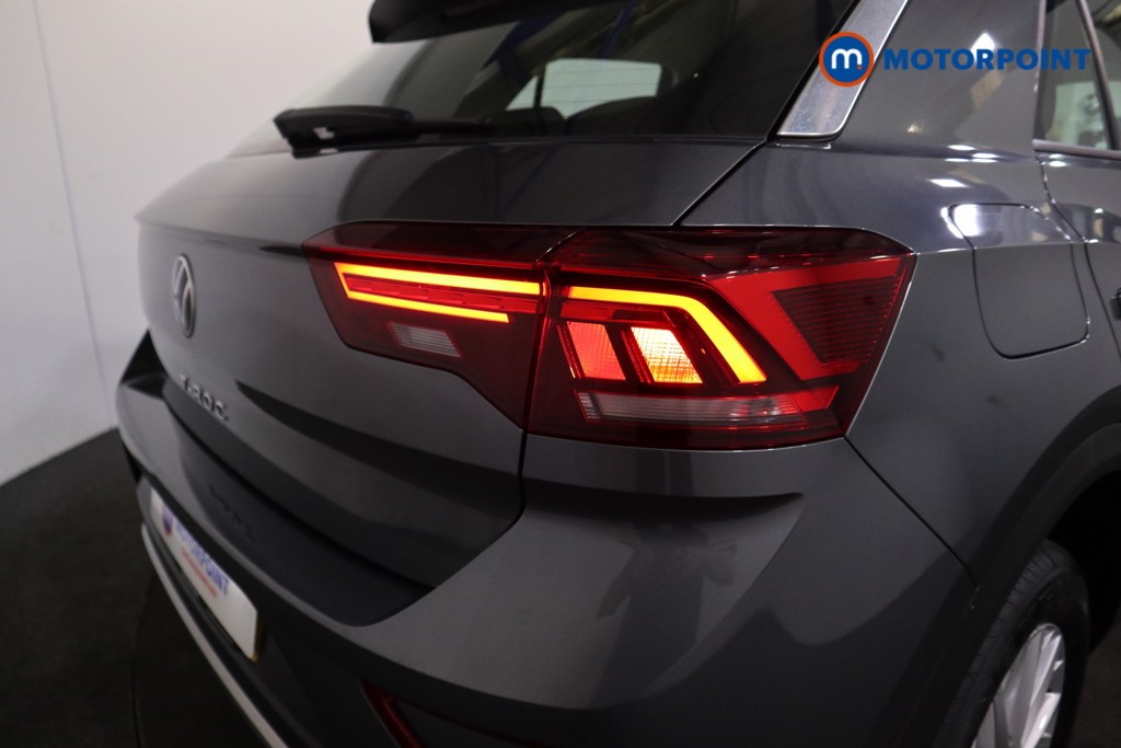 Volkswagen T-Roc Life Manual Petrol SUV - Stock Number (1566505) - 21st supplementary image