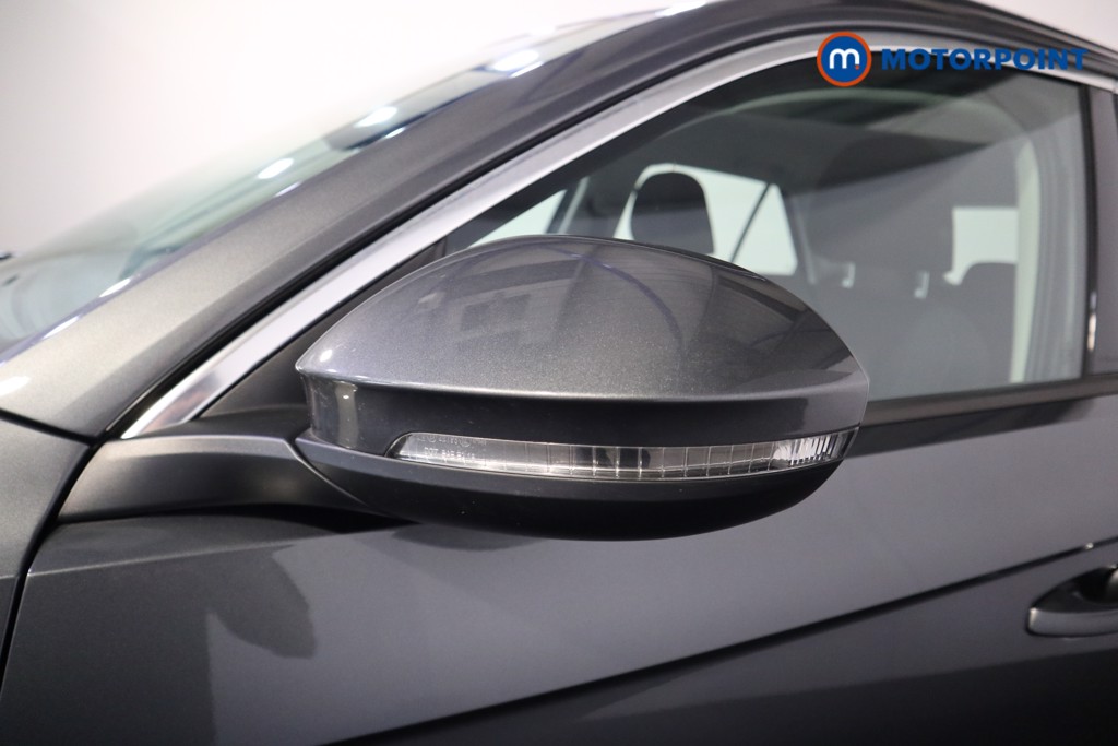 Volkswagen T-Roc Life Manual Petrol SUV - Stock Number (1566505) - 23rd supplementary image
