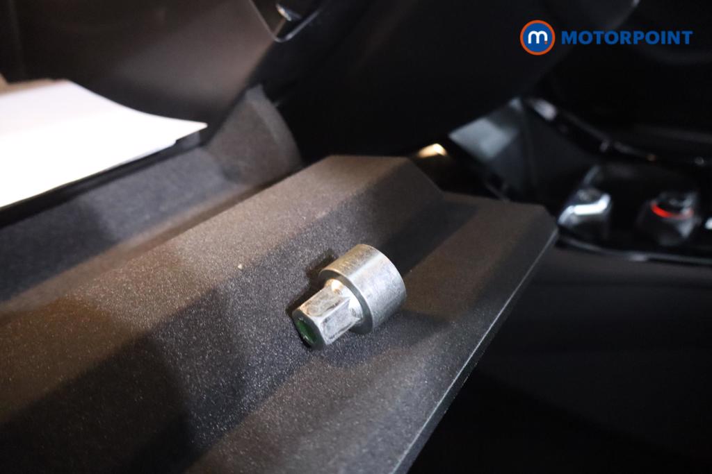 BMW 1 Series M Sport Automatic Petrol Hatchback - Stock Number (1566793) - 14th supplementary image