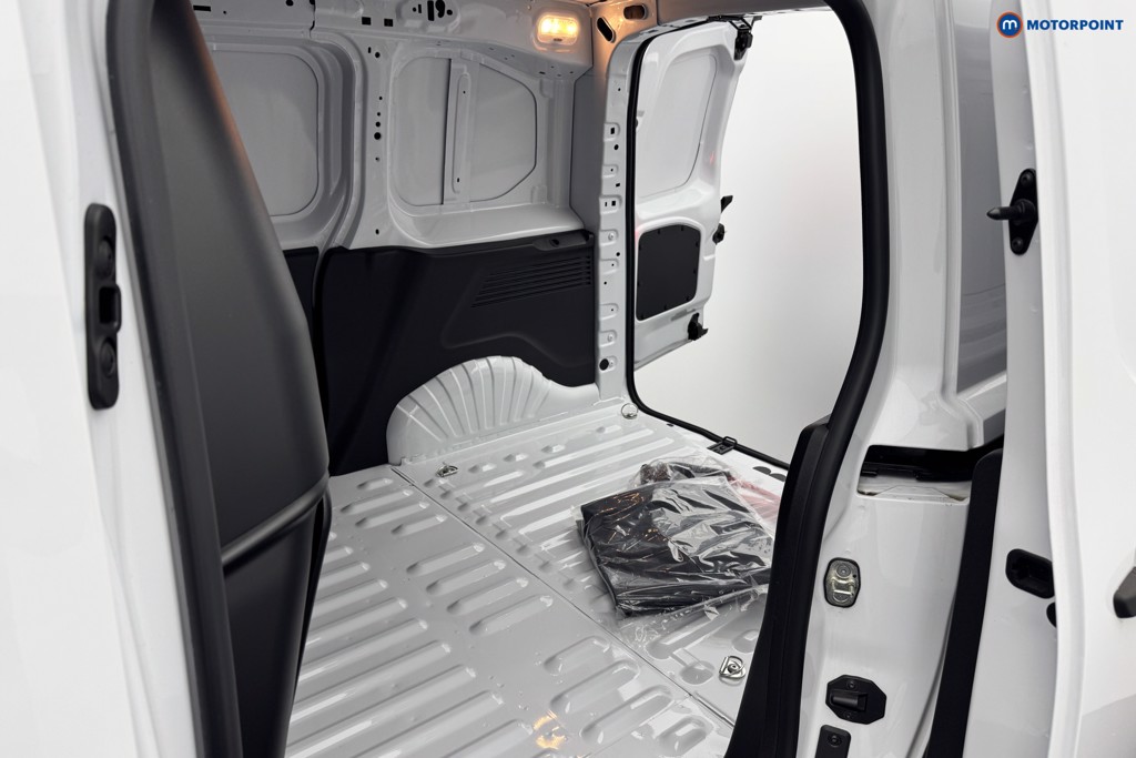 Vauxhall Combo Cargo Prime Automatic Electric Panel Van - Stock Number (1567215) - 5th supplementary image