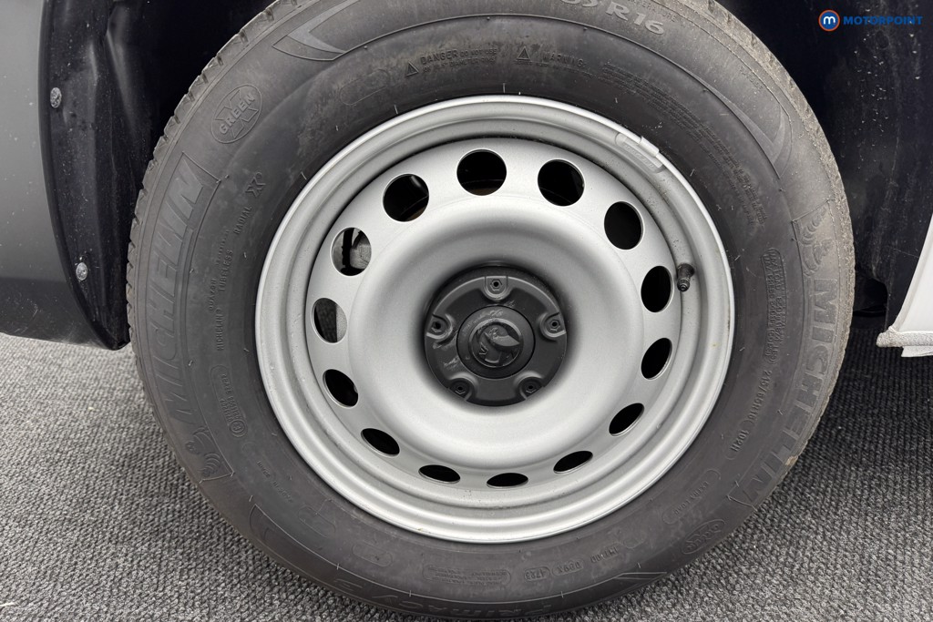 Vauxhall Combo Cargo Prime Automatic Electric Panel Van - Stock Number (1567215) - 26th supplementary image