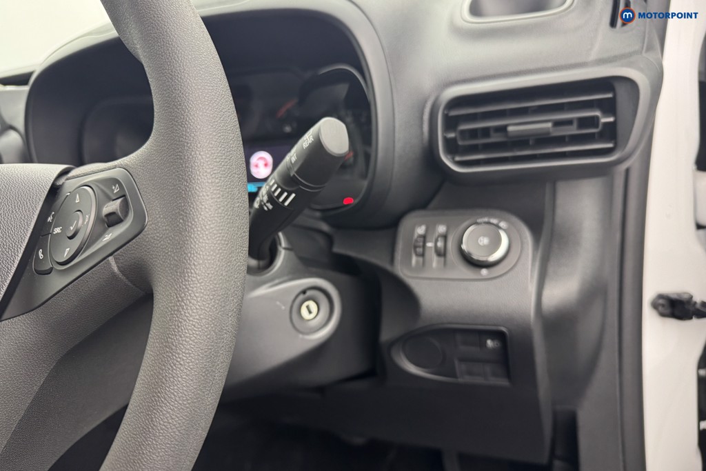 Vauxhall Combo Cargo Prime Automatic Electric Panel Van - Stock Number (1567298) - 18th supplementary image