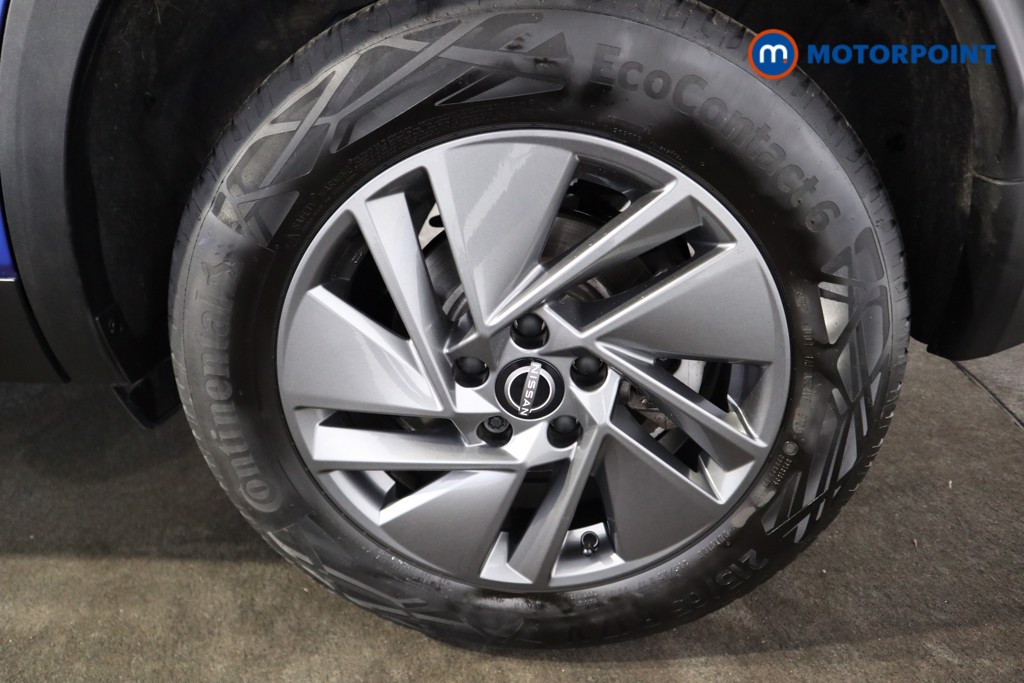 Nissan Qashqai Acenta Premium Manual Petrol SUV - Stock Number (1567309) - 17th supplementary image