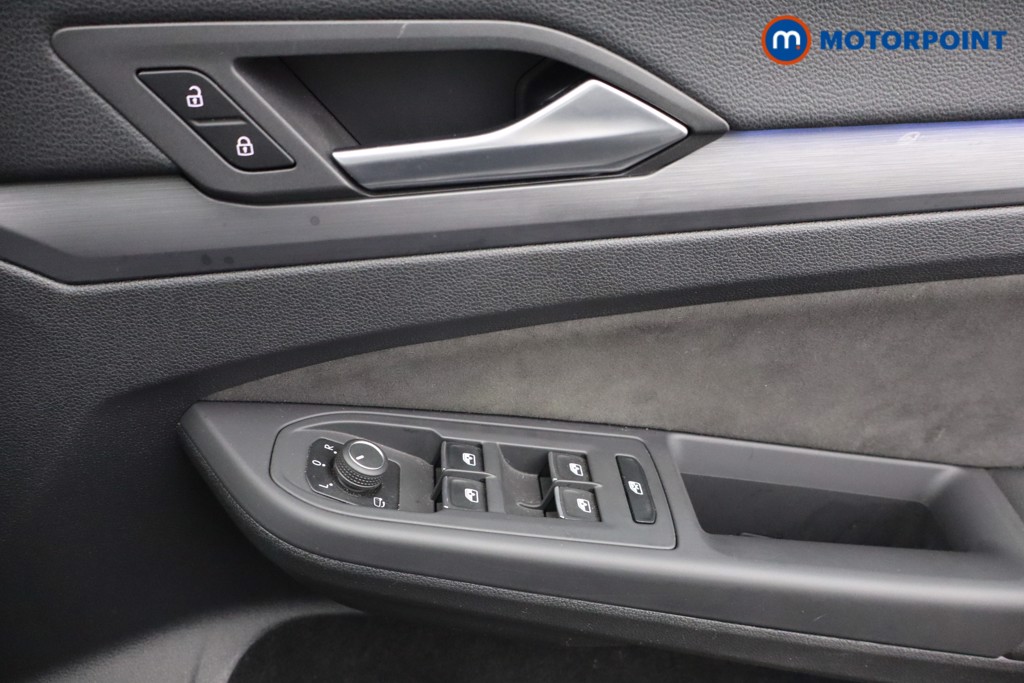 Volkswagen Golf Style Automatic Petrol Plug-In Hybrid Hatchback - Stock Number (1567433) - 16th supplementary image