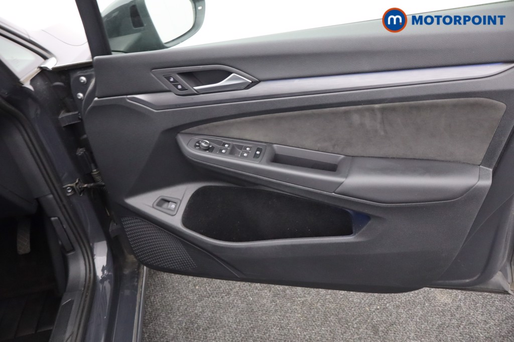 Volkswagen Golf Style Automatic Petrol Plug-In Hybrid Hatchback - Stock Number (1567433) - 17th supplementary image
