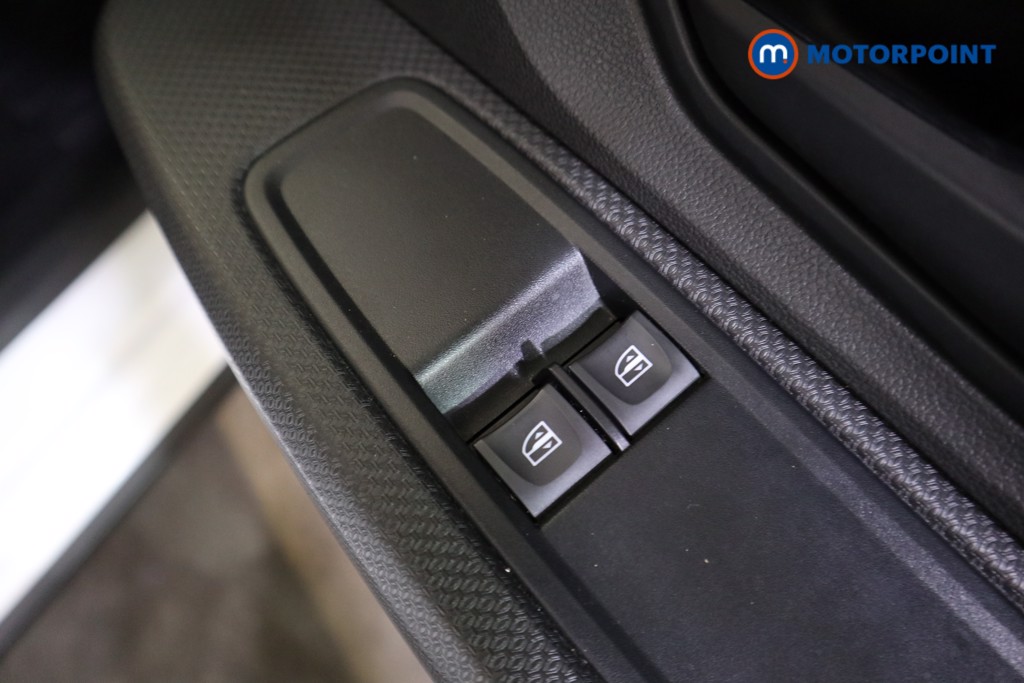 Dacia Sandero Stepway Essential Manual Petrol Hatchback - Stock Number (1567483) - 8th supplementary image