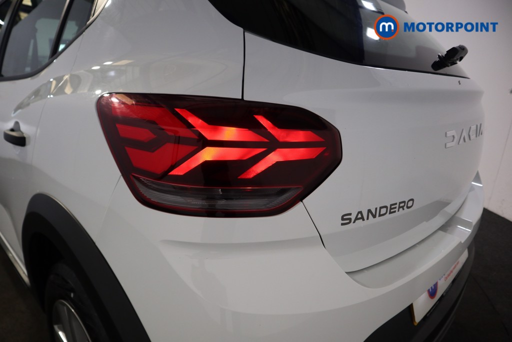 Dacia Sandero Stepway Essential Manual Petrol Hatchback - Stock Number (1567483) - 16th supplementary image