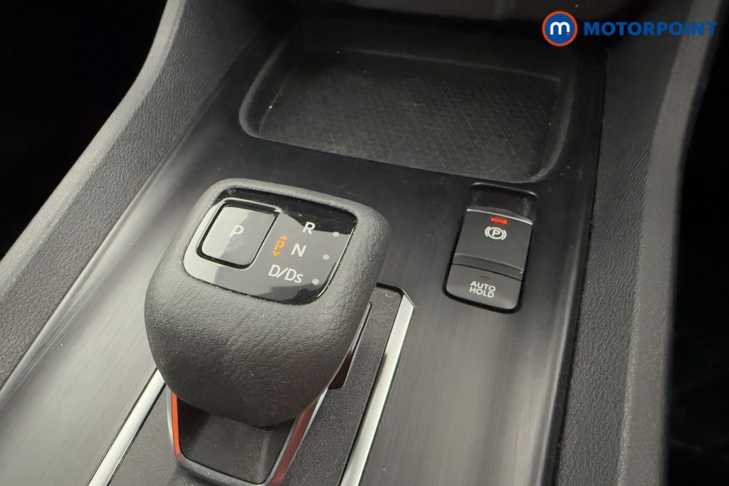 Nissan Qashqai Acenta Premium Automatic Petrol SUV - Stock Number (1568030) - 14th supplementary image