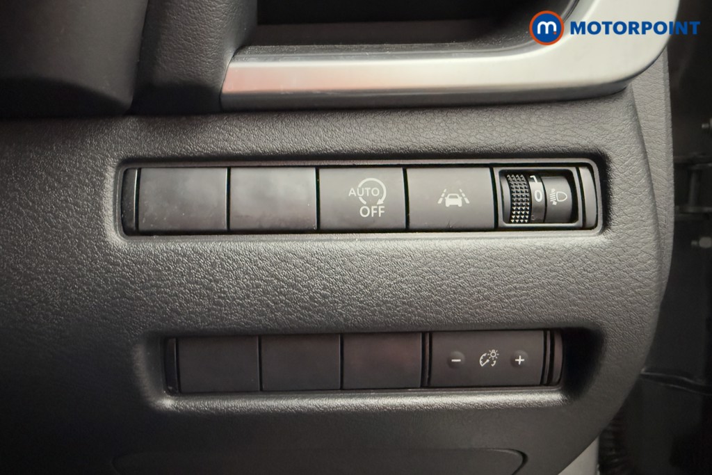 Nissan Qashqai Acenta Premium Automatic Petrol SUV - Stock Number (1568030) - 18th supplementary image
