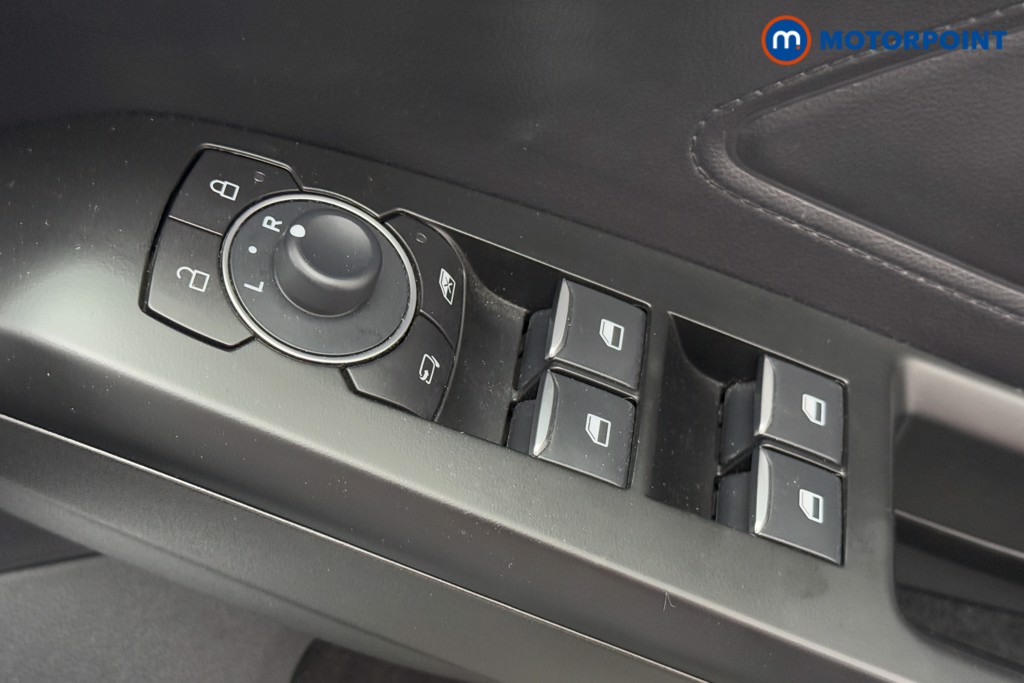 Ford Focus Active Manual Petrol Hatchback - Stock Number (1568613) - 21st supplementary image