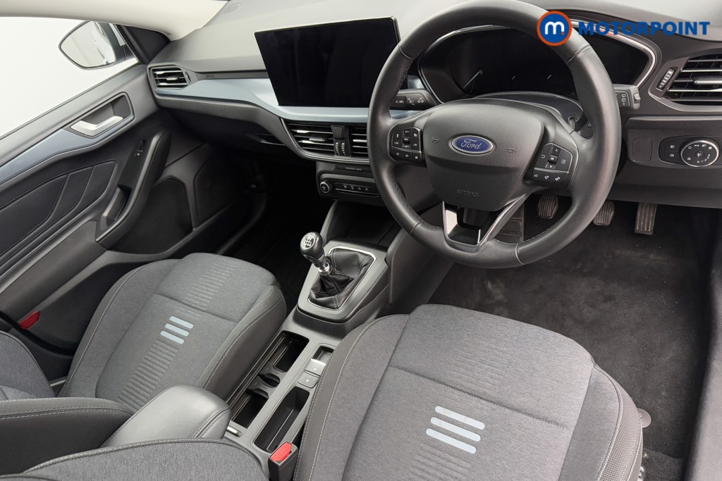 Ford Focus Active Manual Petrol Hatchback - Stock Number (1568613) - 1st supplementary image