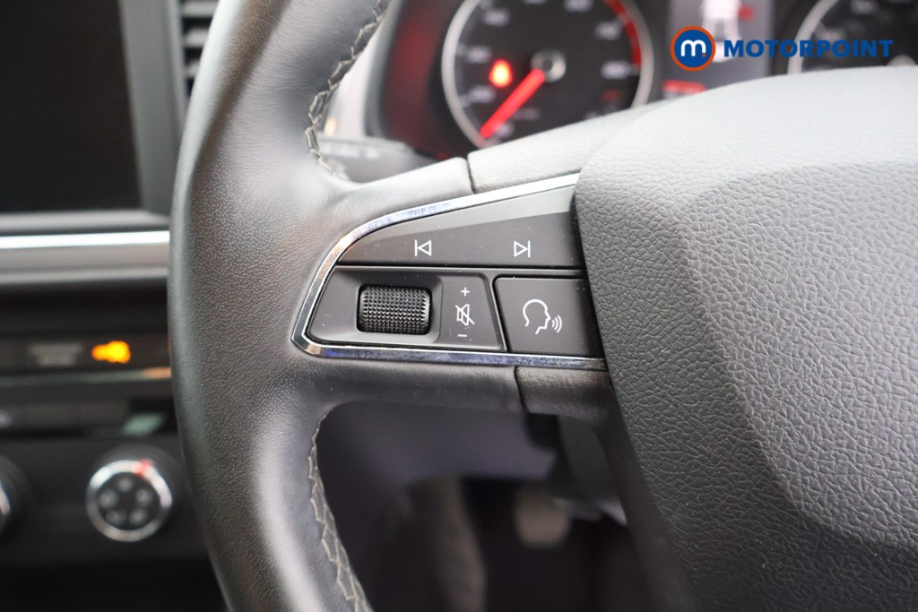 Seat Leon Se Dynamic Manual Petrol Hatchback - Stock Number (1569091) - 2nd supplementary image