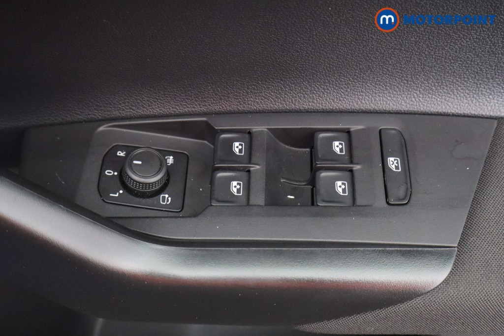 Volkswagen Polo Match Manual Petrol Hatchback - Stock Number (1569209) - 11th supplementary image