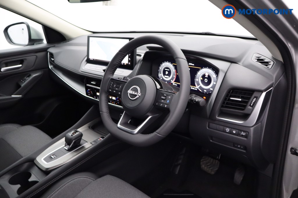 Nissan Qashqai N-Connecta Automatic Petrol SUV - Stock Number (1569470) - 4th supplementary image