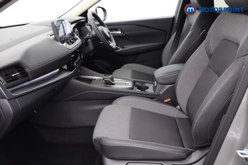 Nissan Qashqai N-Connecta Automatic Petrol SUV - Stock Number (1569470) - 23rd supplementary image