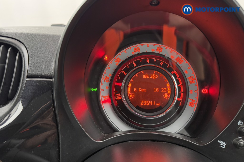 Fiat 500 1.0 Mild Hybrid 3Dr Manual Petrol-Electric Hybrid Hatchback - Stock Number (1569647) - 5th supplementary image
