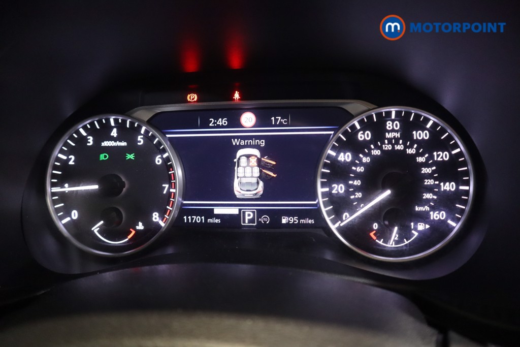 Nissan Juke N-Connecta Automatic Petrol SUV - Stock Number (1569821) - 4th supplementary image