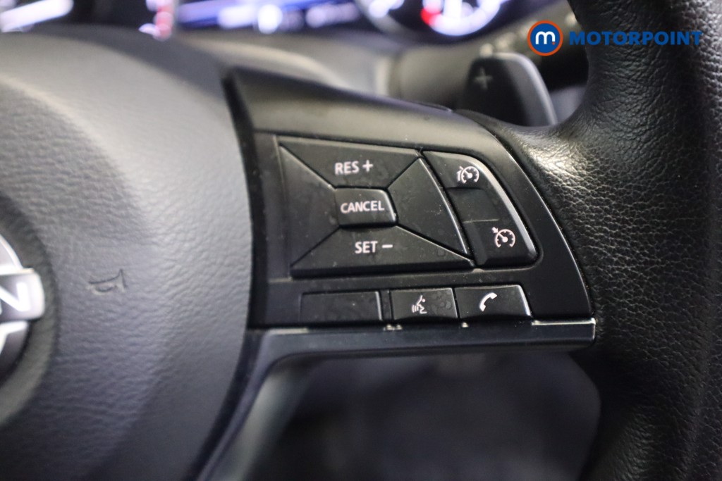 Nissan Juke N-Connecta Automatic Petrol SUV - Stock Number (1569821) - 11th supplementary image