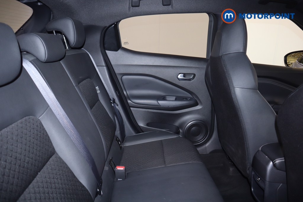Nissan Juke N-Connecta Automatic Petrol SUV - Stock Number (1569821) - 14th supplementary image