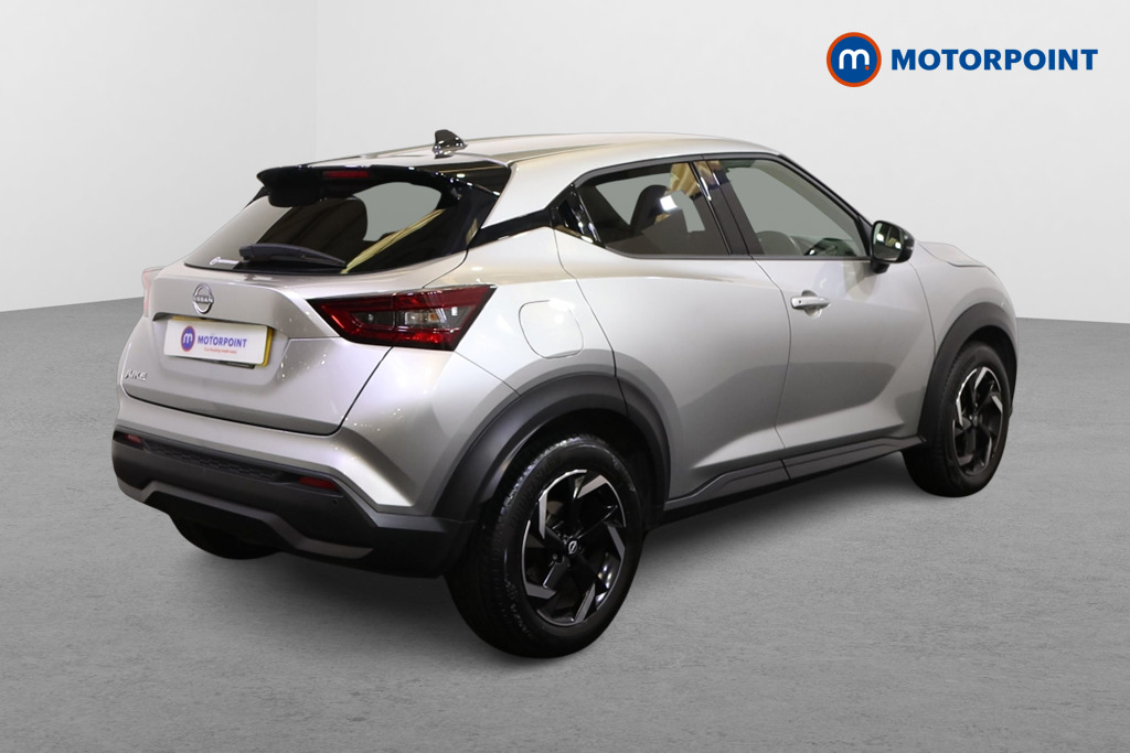 Nissan Juke N-Connecta Automatic Petrol SUV - Stock Number (1569821) - Drivers side rear corner