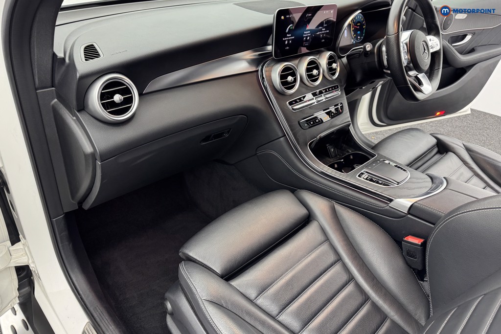 Mercedes-Benz GLC Amg Line Automatic Petrol Plug-In Hybrid SUV - Stock Number (1570197) - 8th supplementary image