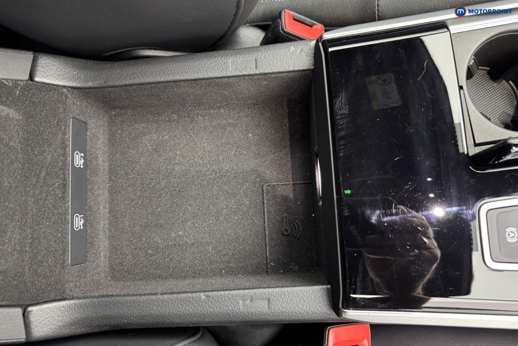 Audi A6 Black Edition Automatic Petrol Estate - Stock Number (1570210) - 13th supplementary image