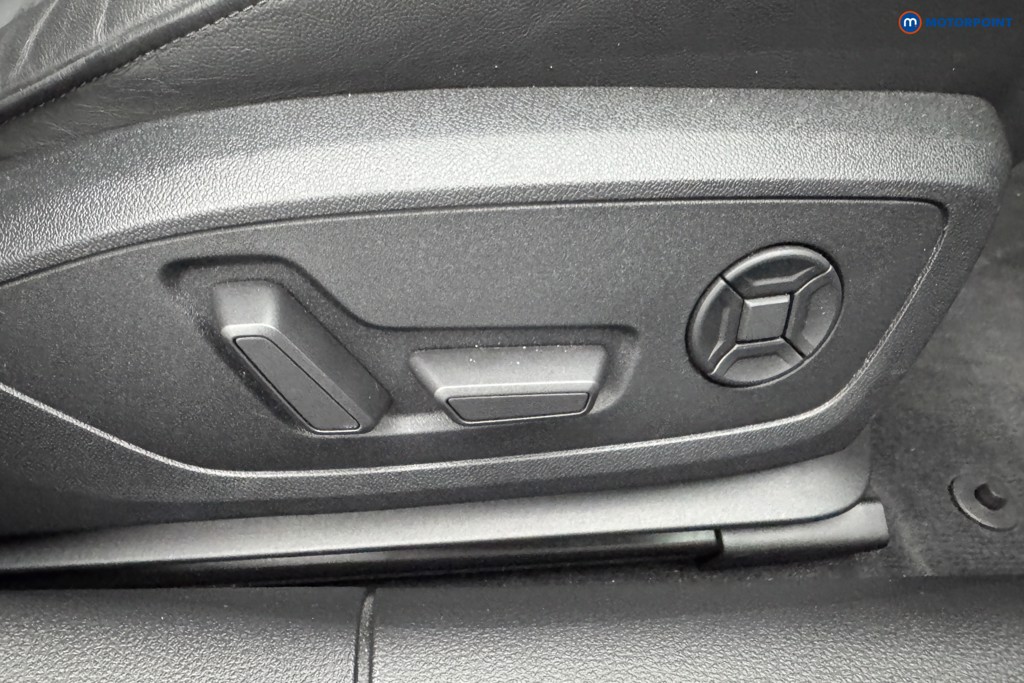 Audi A6 Black Edition Automatic Petrol Estate - Stock Number (1570210) - 22nd supplementary image