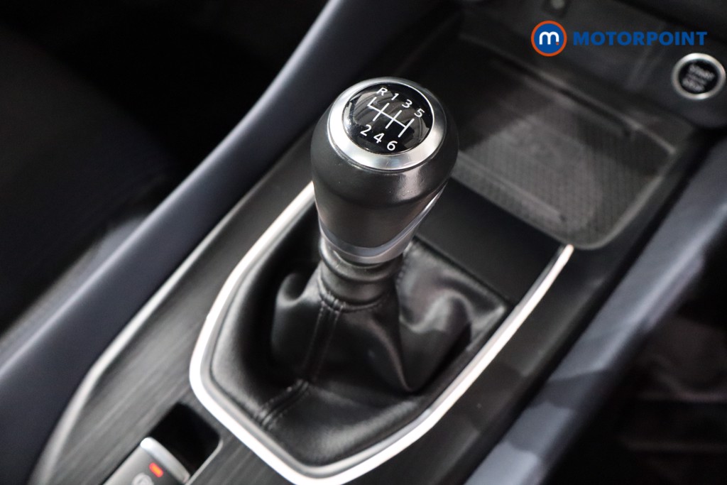 Nissan Qashqai Tekna Manual Petrol SUV - Stock Number (1570393) - 14th supplementary image