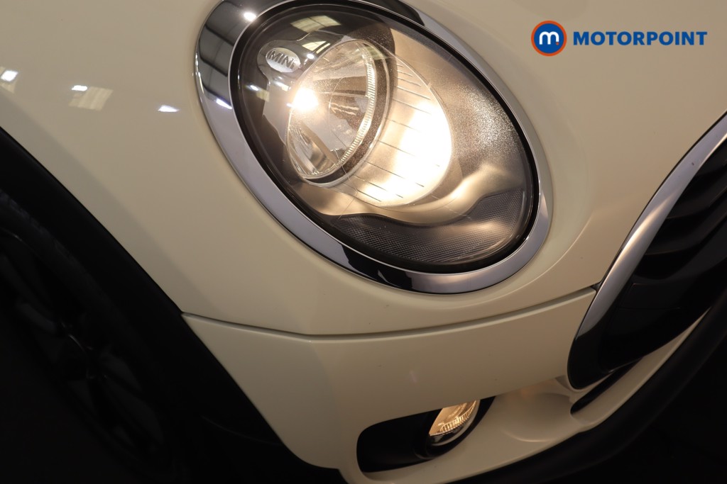 Mini Clubman Cooper Classic Manual Petrol Estate - Stock Number (1570541) - 19th supplementary image