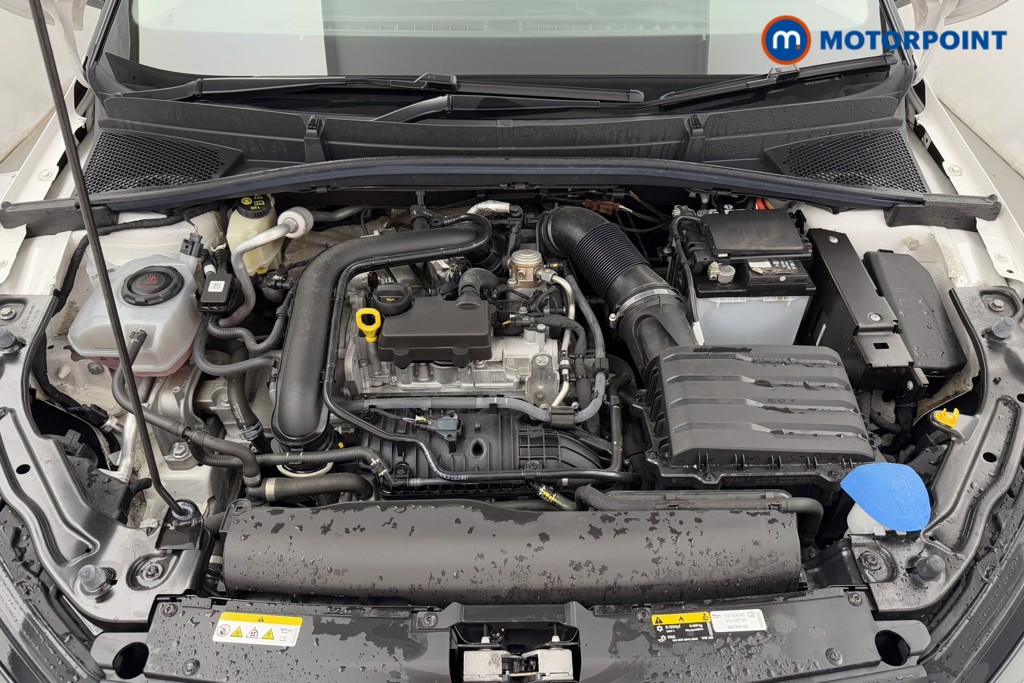 Skoda Fabia Colour Edition Manual Petrol Hatchback - Stock Number (1570641) - 31st supplementary image