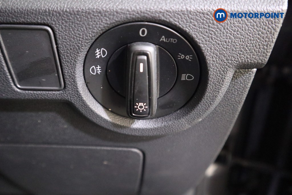 Volkswagen T-Cross SEL Manual Petrol SUV - Stock Number (1570801) - 9th supplementary image