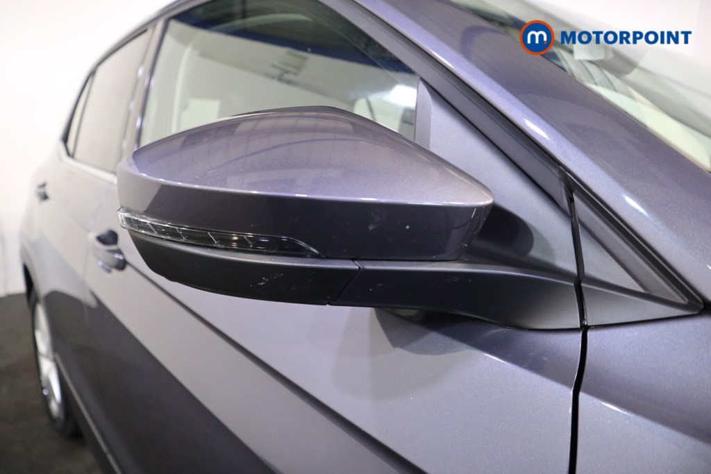 Volkswagen T-Cross SEL Manual Petrol SUV - Stock Number (1570801) - 22nd supplementary image
