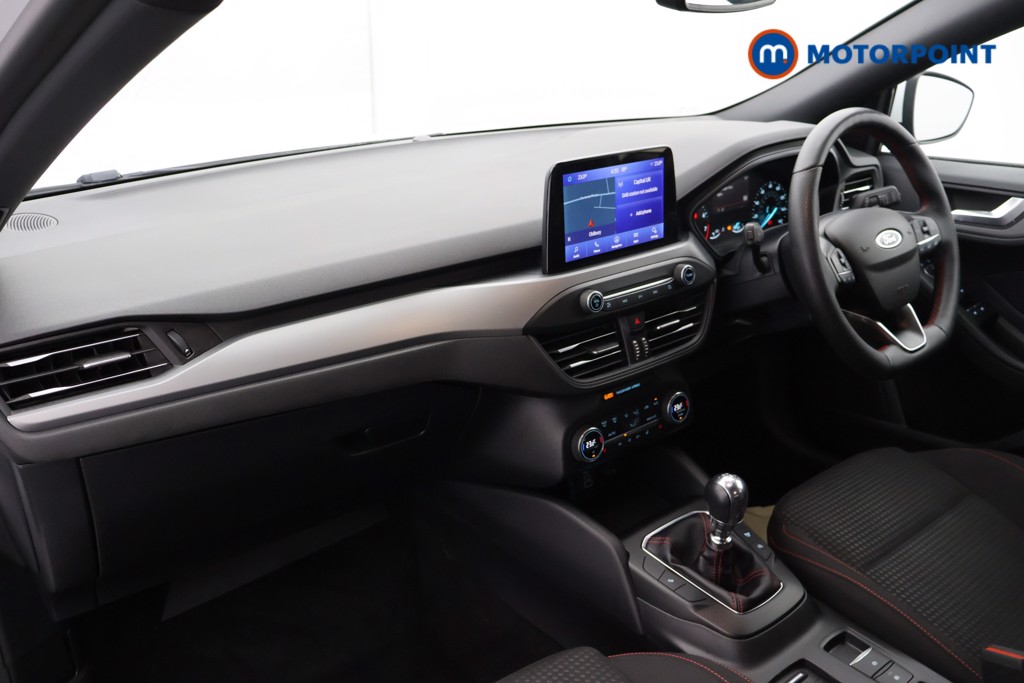 Ford Focus St-Line Style Manual Petrol Hatchback - Stock Number (1570877) - 13th supplementary image