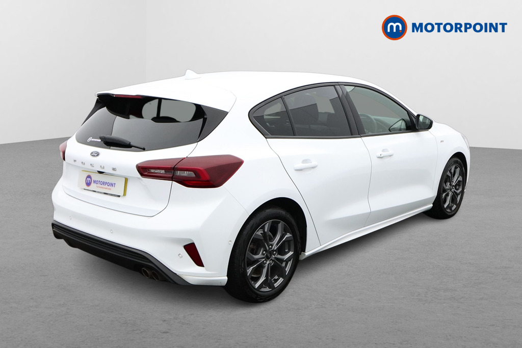 Ford Focus St-Line Style Manual Petrol Hatchback - Stock Number (1570877) - Drivers side rear corner