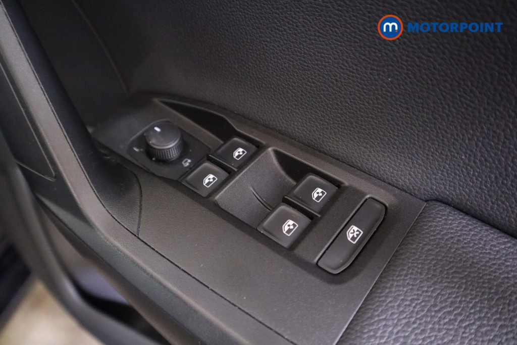 Seat Ibiza Xcellence Lux Manual Petrol Hatchback - Stock Number (1571168) - 10th supplementary image